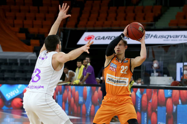 但他清楚 但他清楚