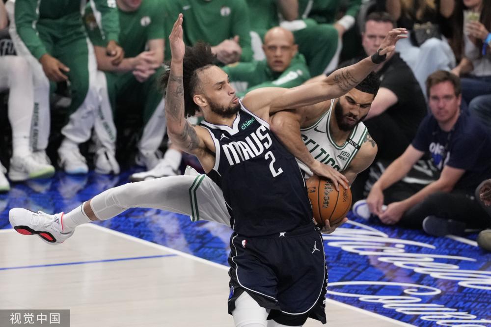 在赛场上的 在赛场上的