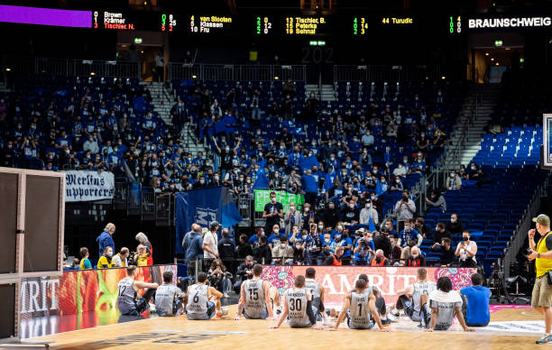 无论是防守 无论是防守